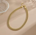 Cargar imagen en el visor de la galería, COLLAR BABEL
